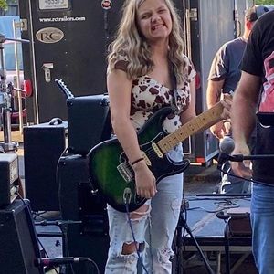 Hey y’all, I’m Kara. I hate fast fashion.